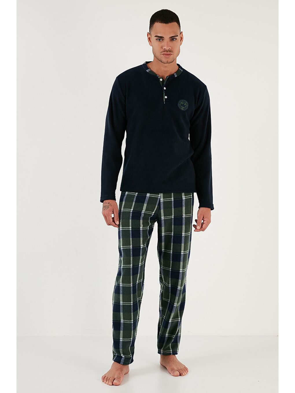 Lacivert Ekoseli Regular Fit Düğmeli Bisiklet Yaka Kışlık Polar Erkek Pijama Takımı 60961001-4