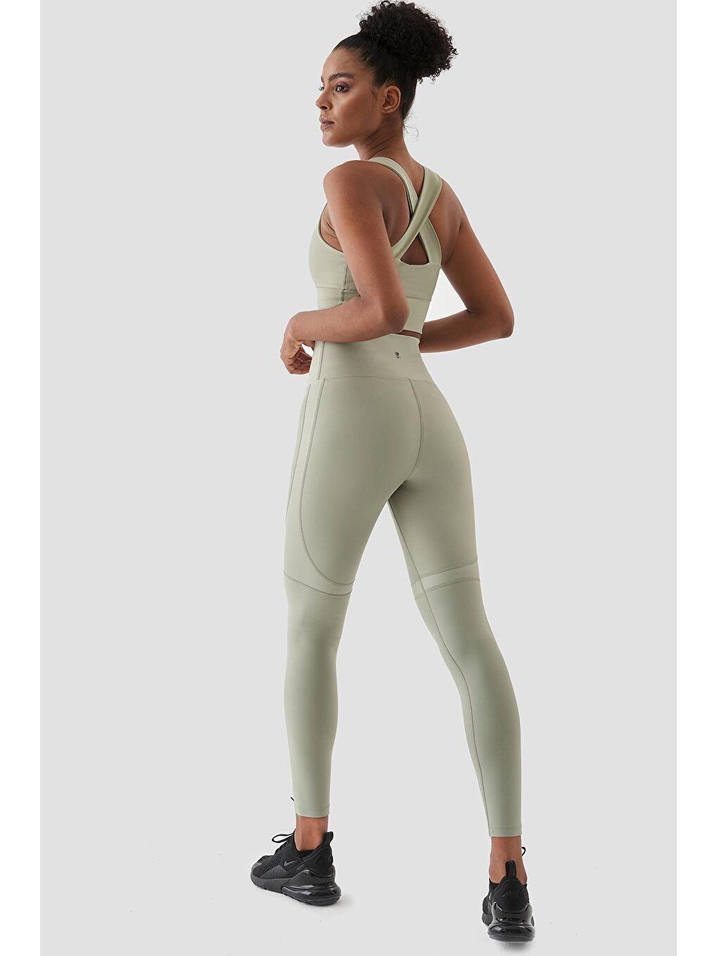 Yvonne Parlak Parça Detaylı Açık Yeşil Spor Tayt-4