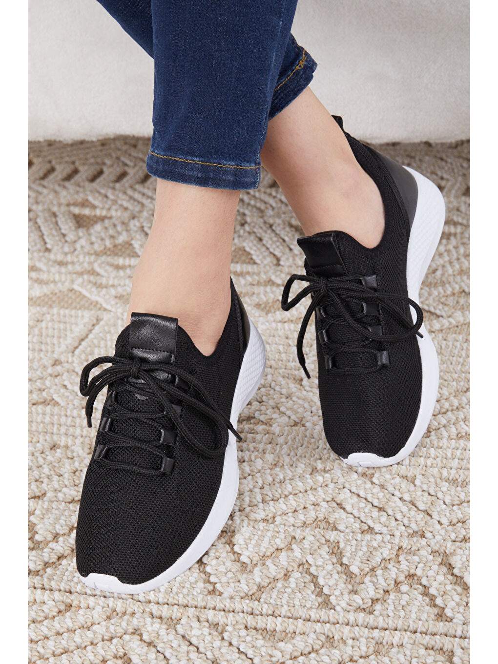 Kadın Siyah Spor Ayakkabı - 27071