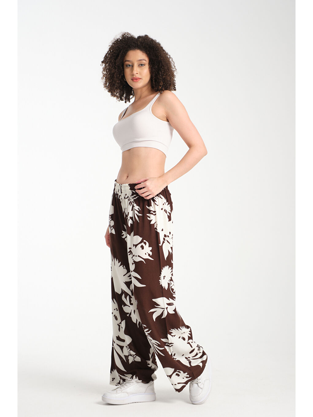 Kahverengi Kadın Desenli Dökümlü Viskon Pantolon 1060-1