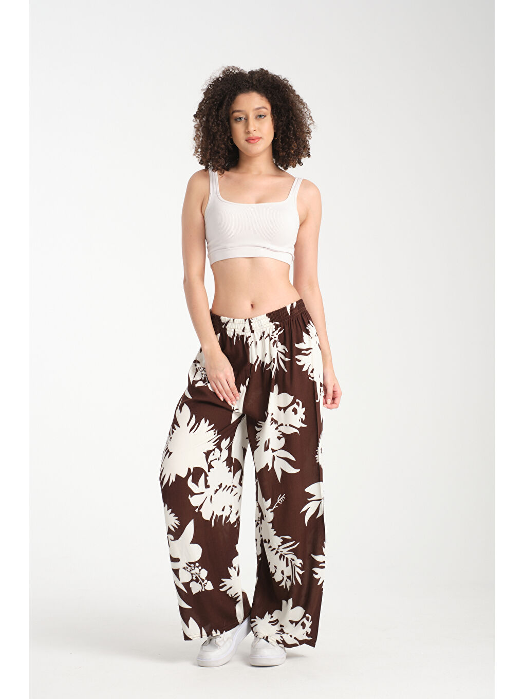 Kahverengi Kadın Desenli Dökümlü Viskon Pantolon 1060-4