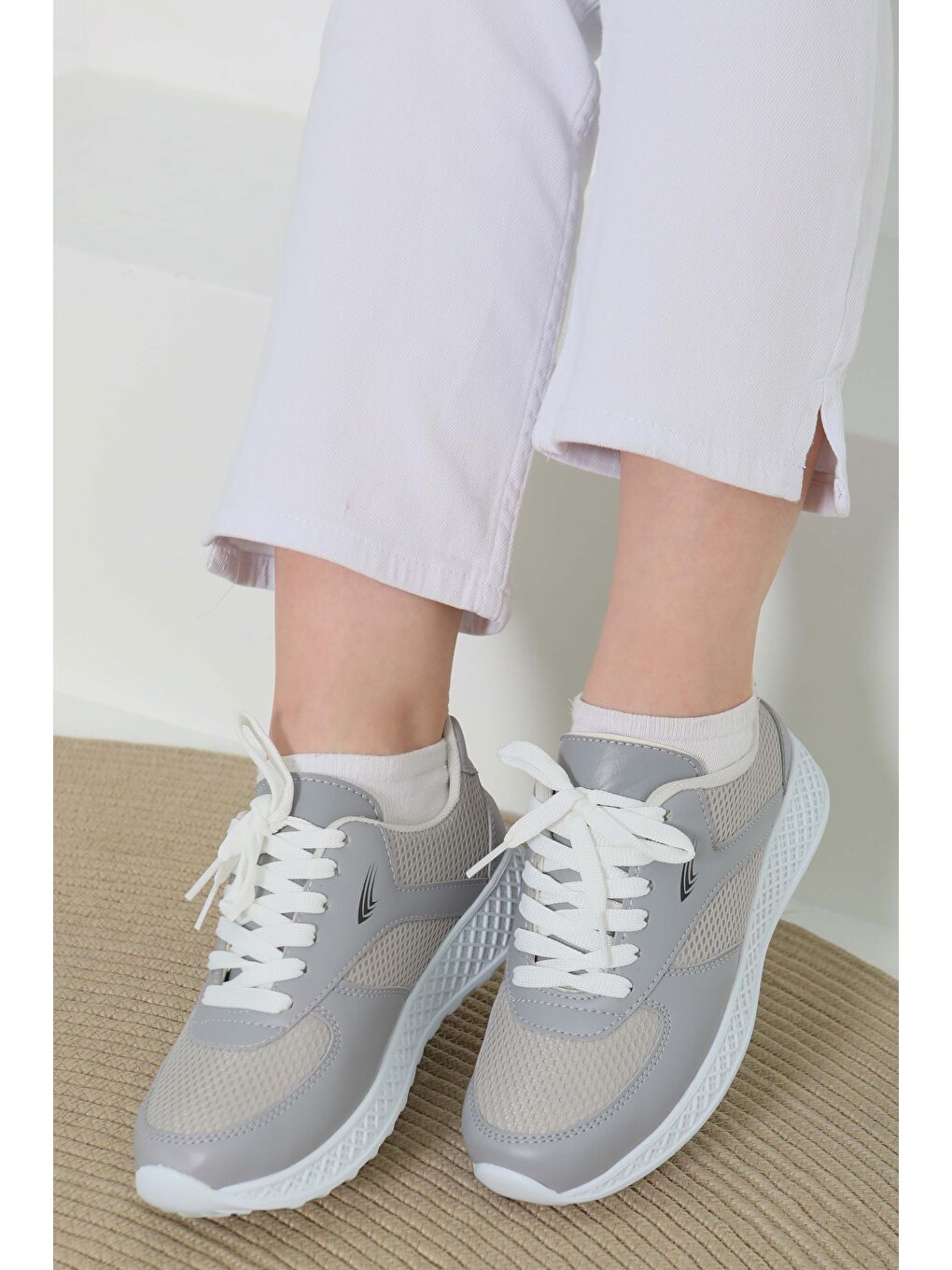 Kadın Gri Yüksek Taban Spor Ayakkabı - 27089