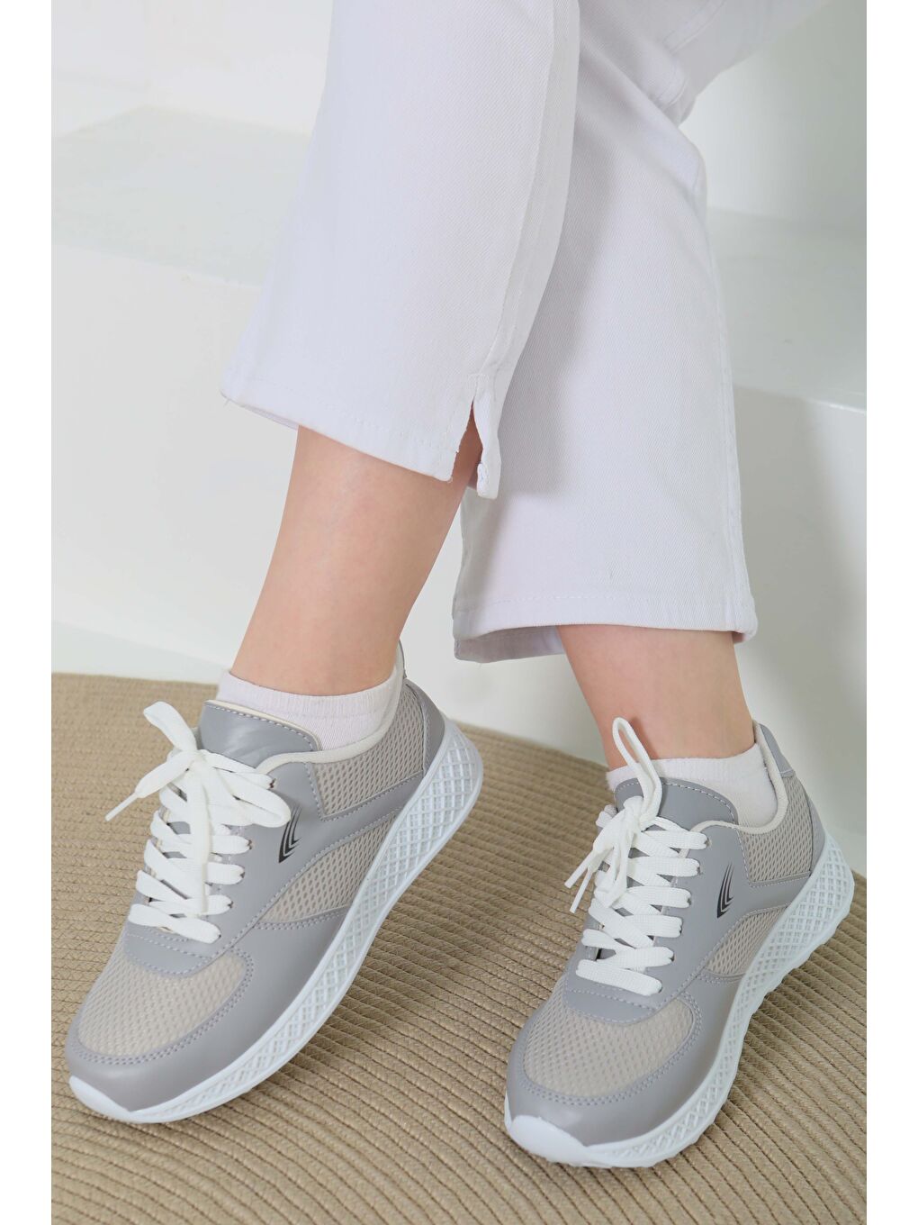 Kadın Gri Yüksek Taban Spor Ayakkabı - 27089-1