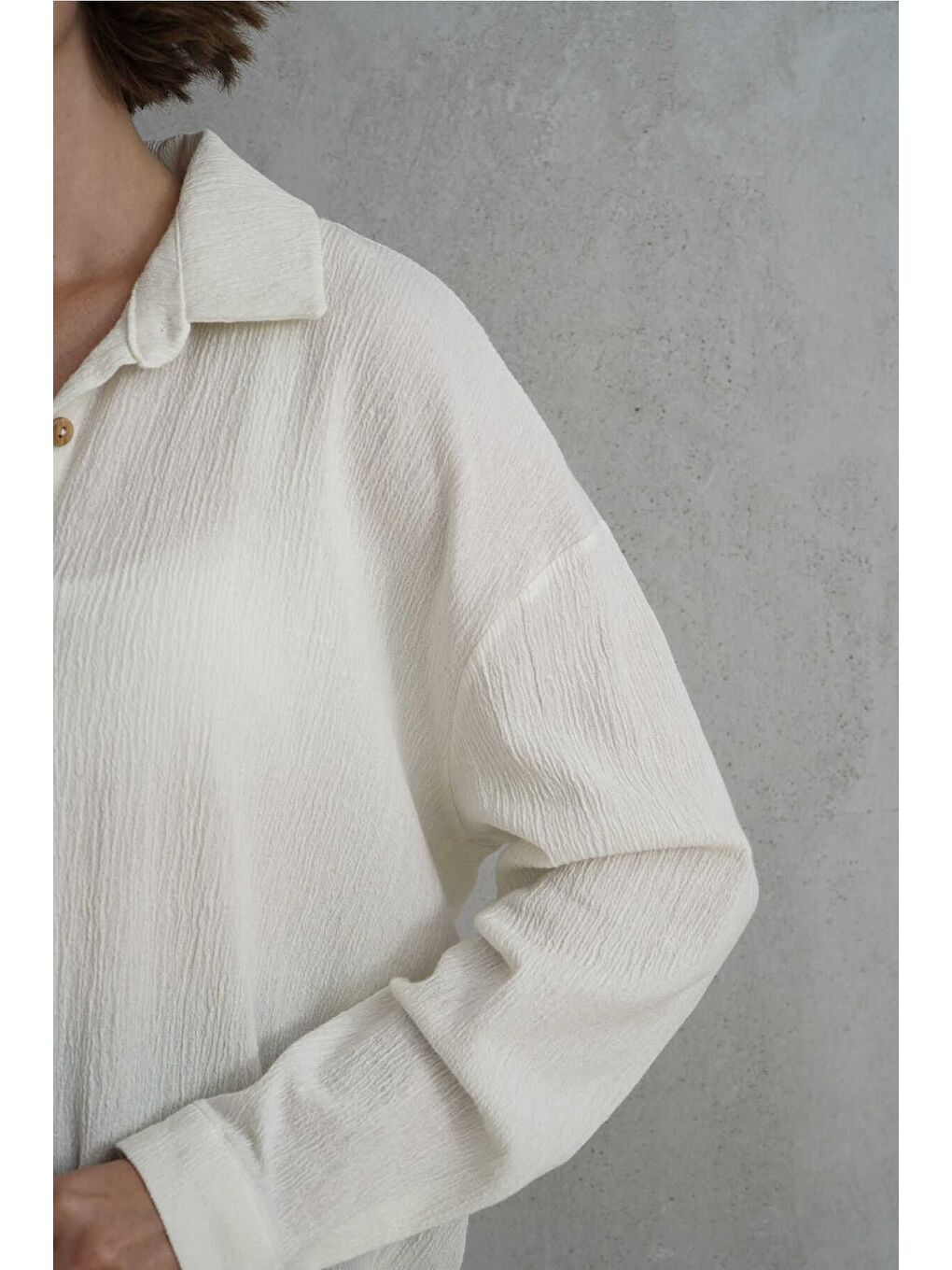 Jovena Gizli Düğme Detay Ekru Gömlek-1
