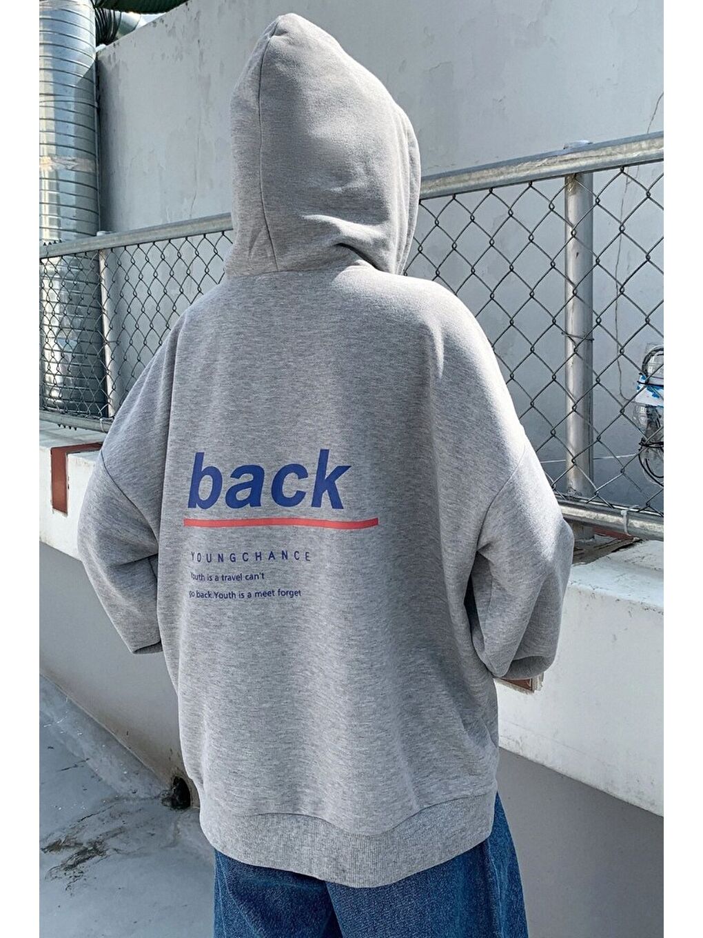 uyguntarz Gri Unisex Back Sırt Baskılı Sweatshirt - 1