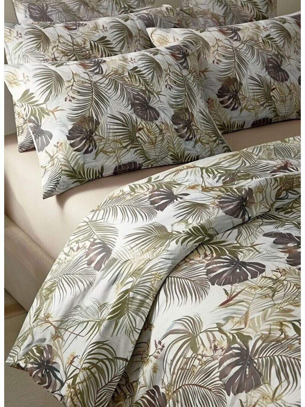 Yeşil Tropikal Çift Kişilik Nevresim Takımı 200x220 cm-1