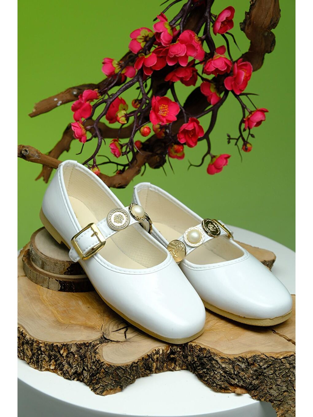 Beyaz Wens Hafif Ses Yapmaz Toka Detaylı Günlük Ev Ofis Kadın Babet