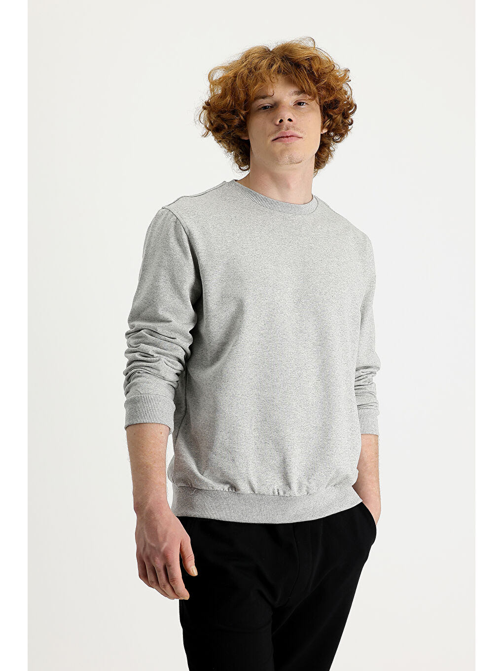 Gri Bisiklet Yaka Pamuklu Büyük Beden Sweatshirt