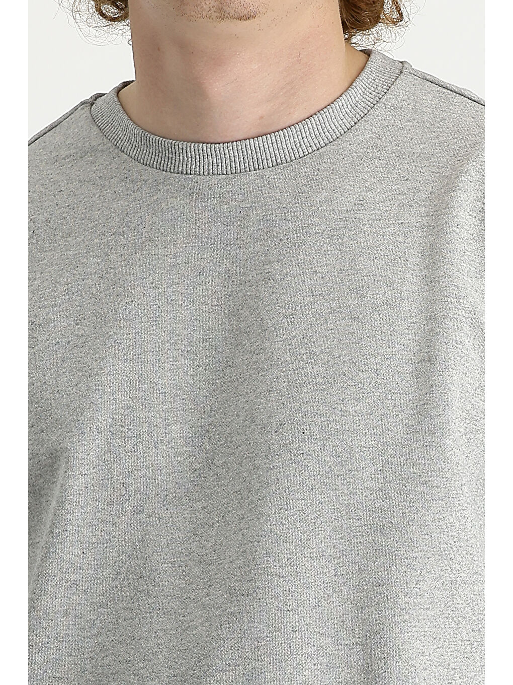 Gri Bisiklet Yaka Pamuklu Büyük Beden Sweatshirt-3