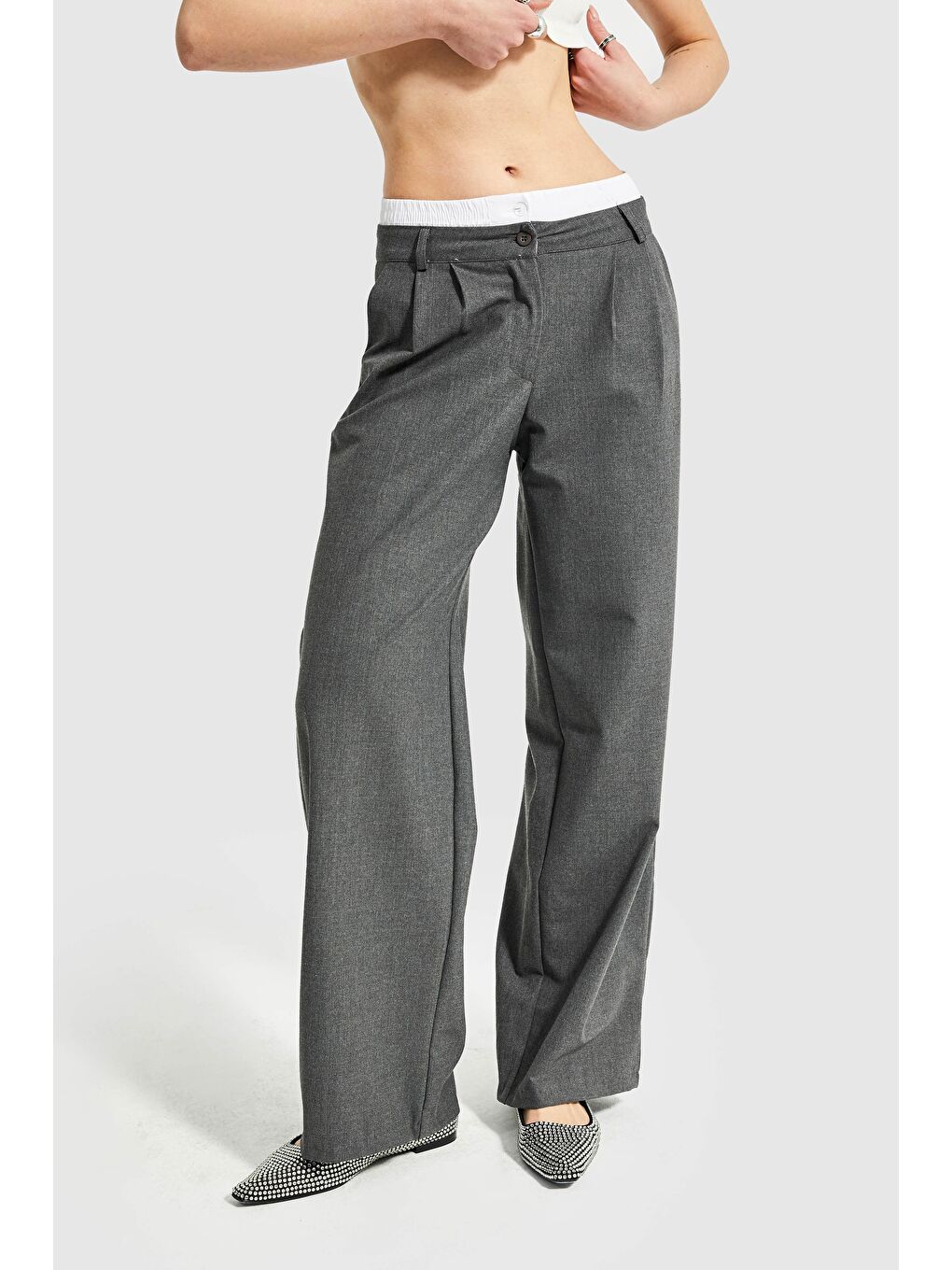 Kadın Antrasit Renk Pileli Çift Kemer Boxer Detaylı Palazzo Pantolon-1