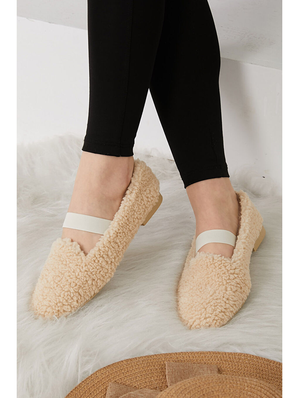 Ekru Kadın Krem Pelüş Babet   26651-1