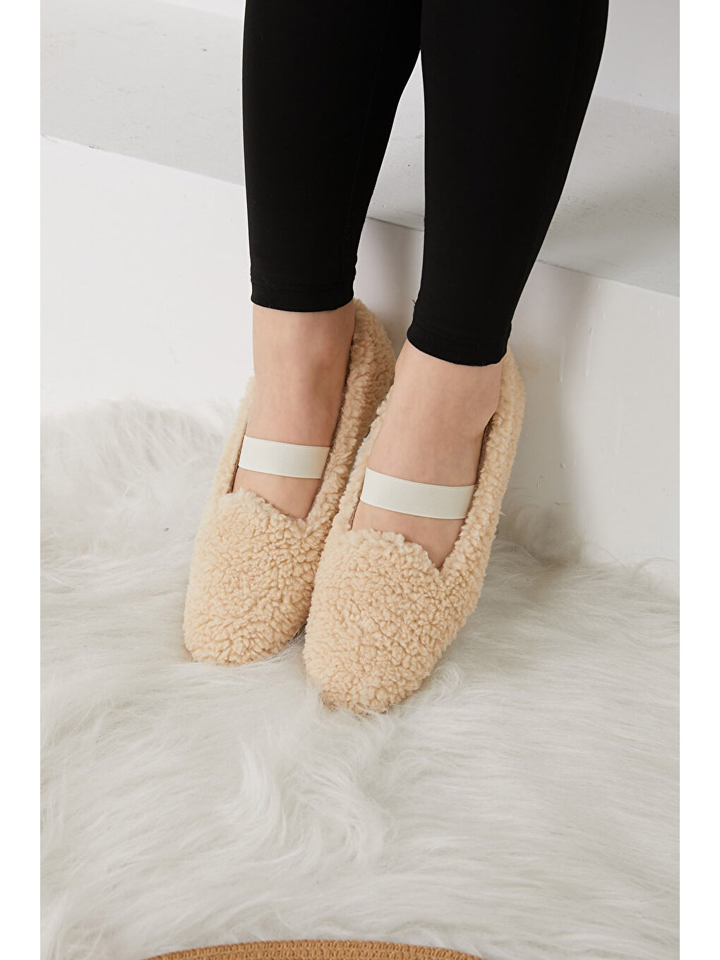 Ekru Kadın Krem Pelüş Babet   26651-2