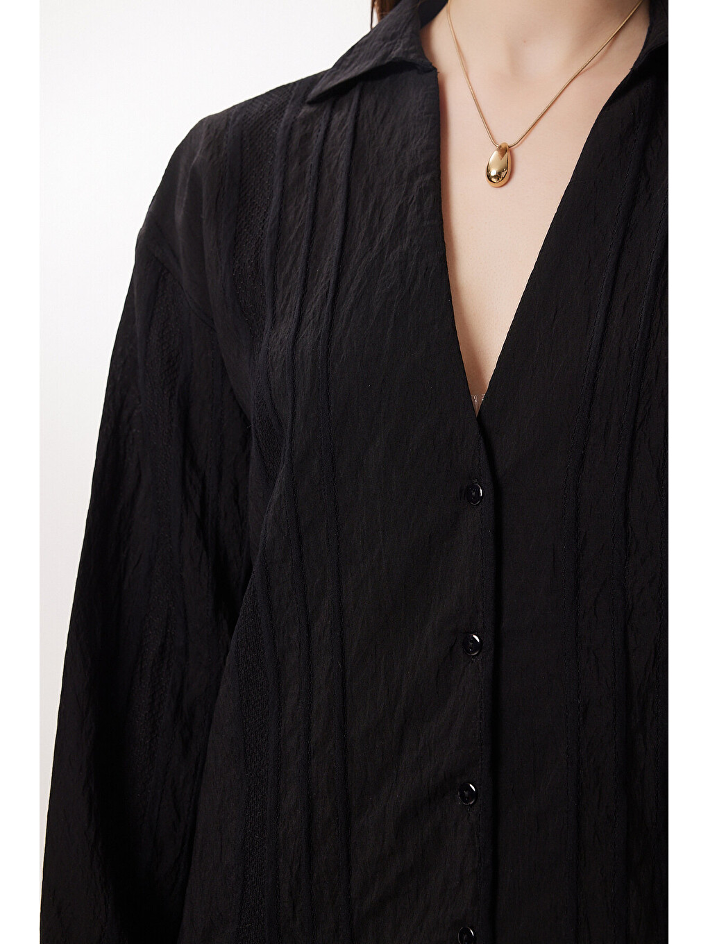 Siyah Oversize İşlemeli Dokuma Gömlek SİYAH LDZ0062-4