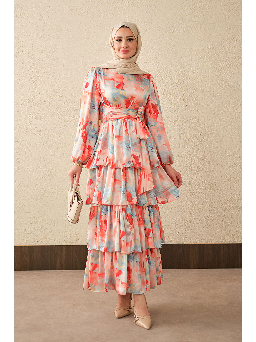 Kırmızı Kadın Karışık Desen Bel Bağlamalı Saten Elbise Nar Çiçeği