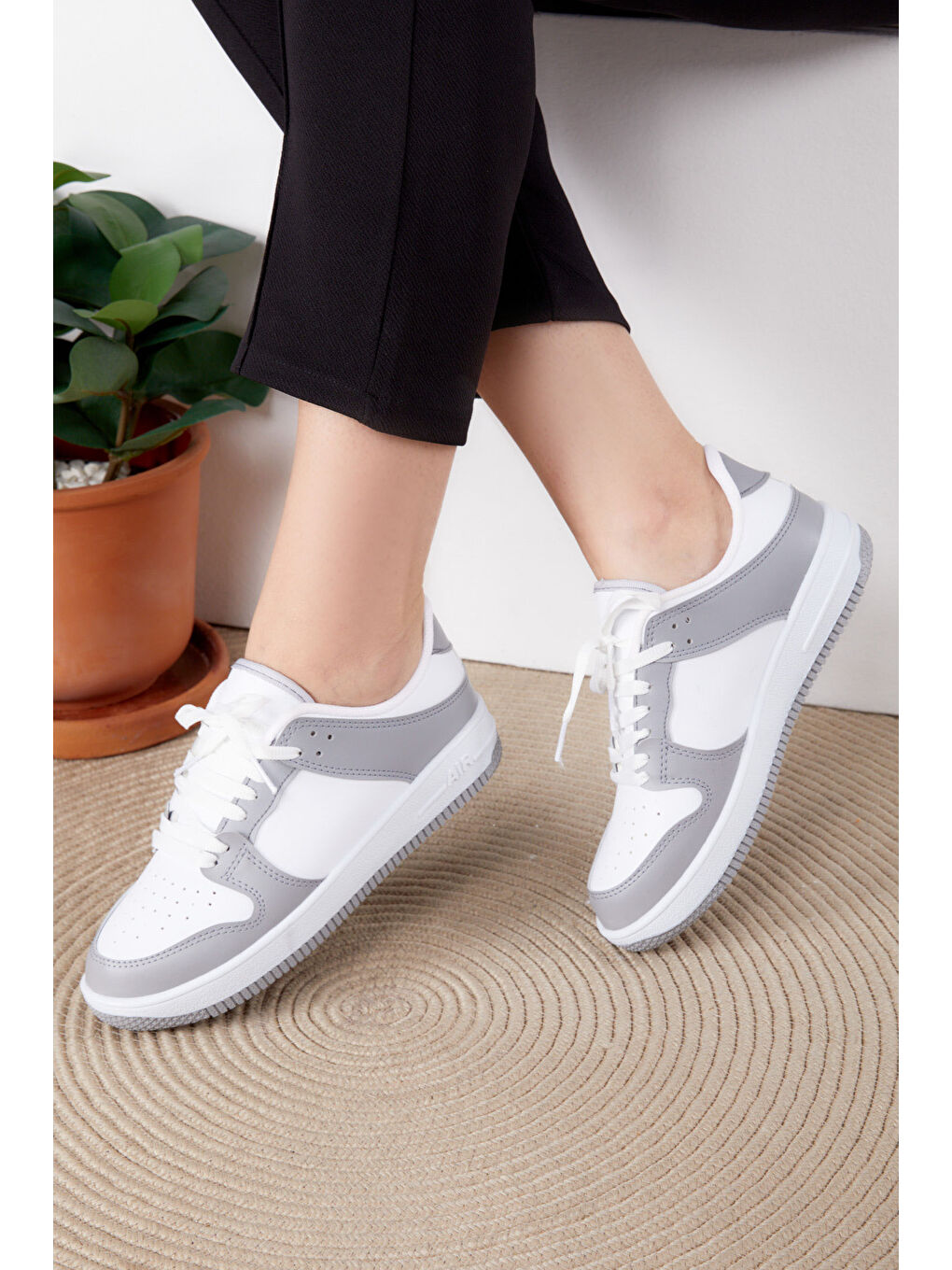 Kadın Gri Spor Ayakkabı - 27090-1