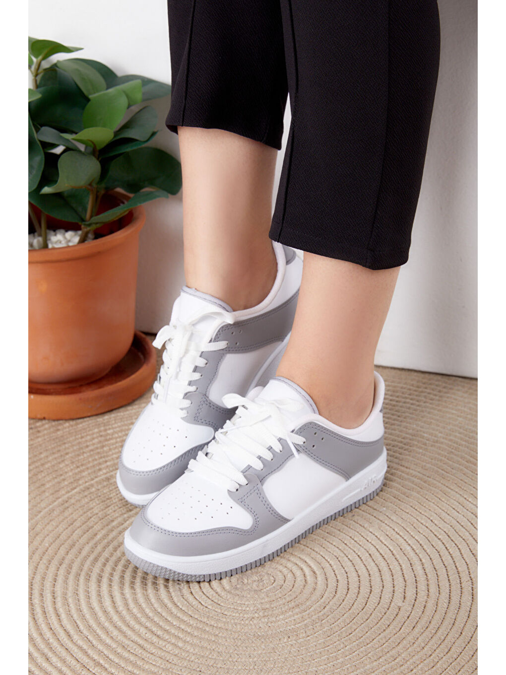 Kadın Gri Spor Ayakkabı - 27090-2