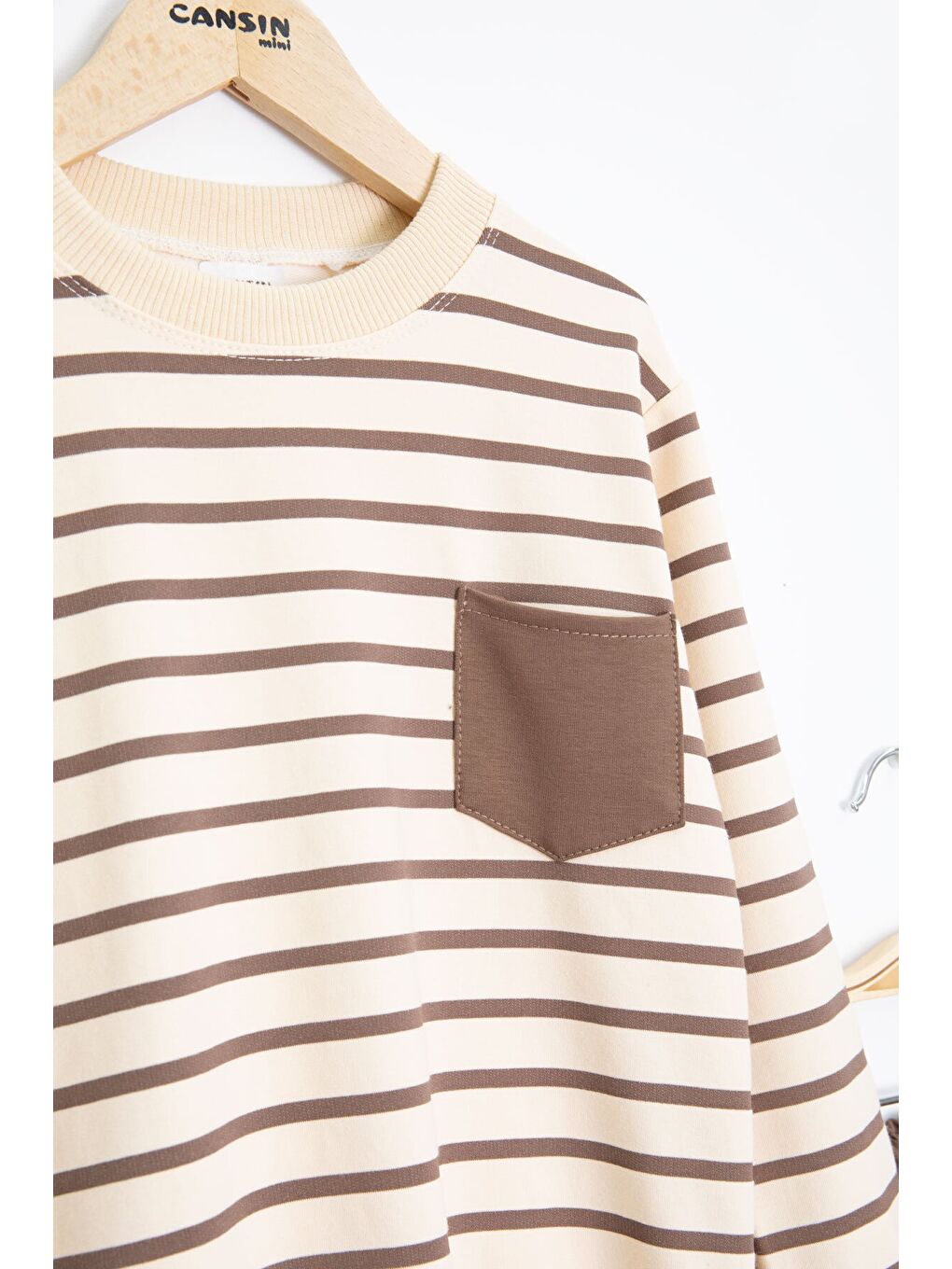 Kahverengi Çizgili Cep Detaylı Erkek Çocuk Eşofman Takımı 23342-1