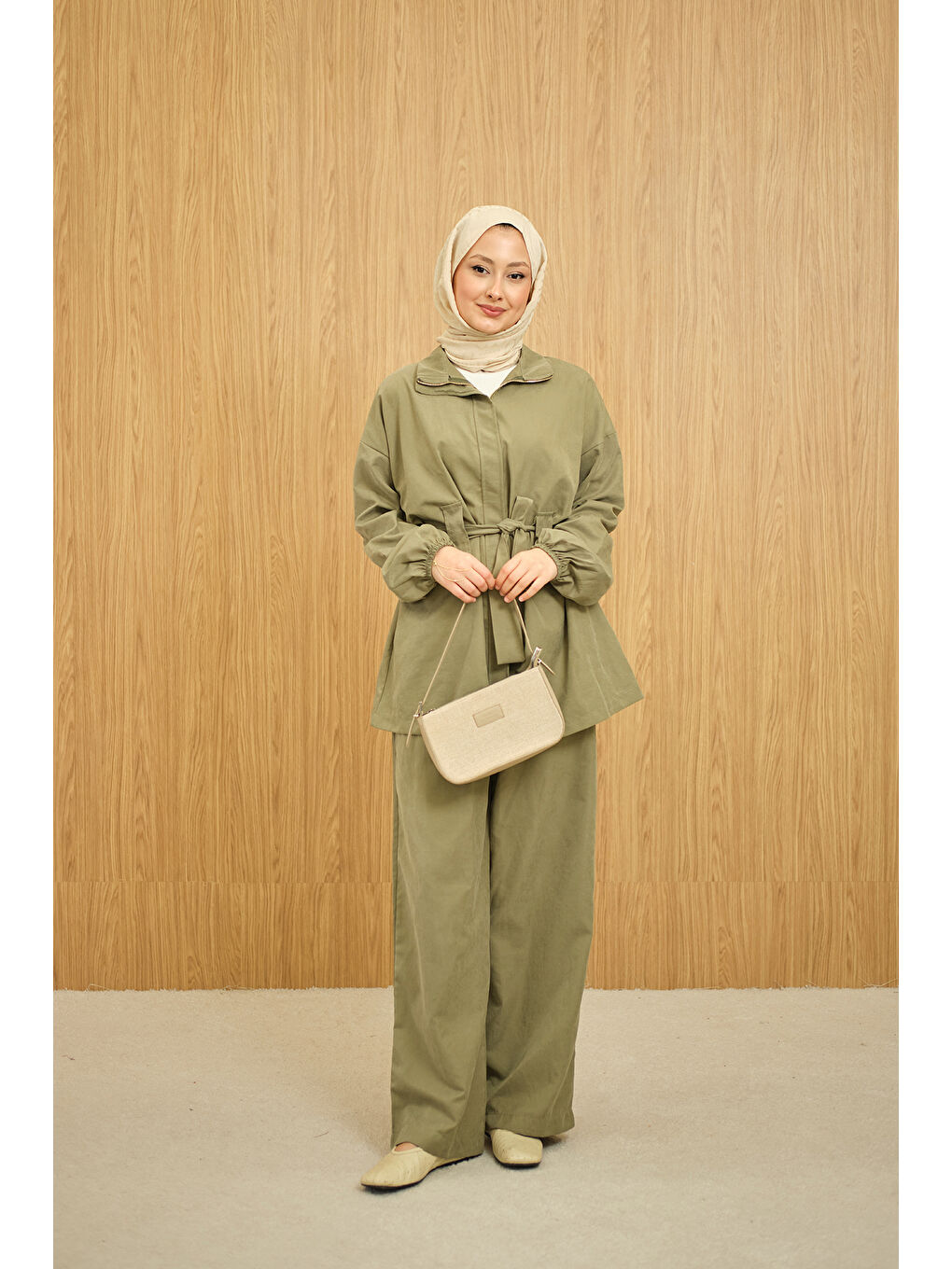 Kadın Gizli Fermuarlı Kemerli Pantolonlu Takım Küf Yeşil-1