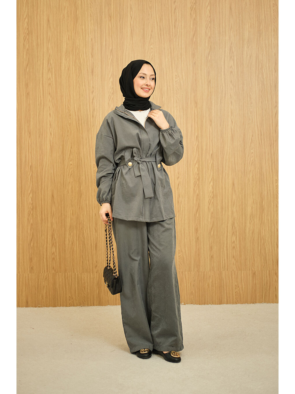 Gri Kadın Gizli Fermuarlı Kemerli Pantolonlu Takım Füme-2