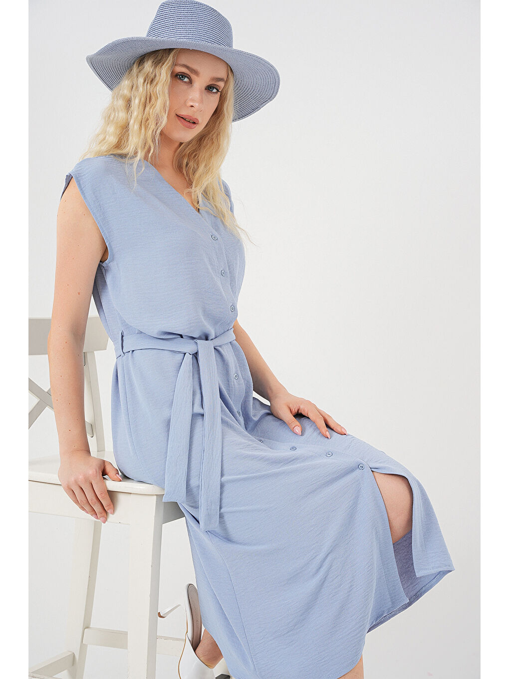 Kadın Sıfır Kol Kuşaklı Ayrobin Elbise 2568 - Mavi-2