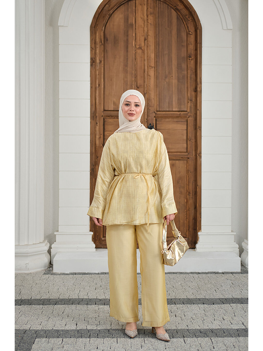 Kadın Yaka Şal Detay Bel Bağlamalı Takım Sarı