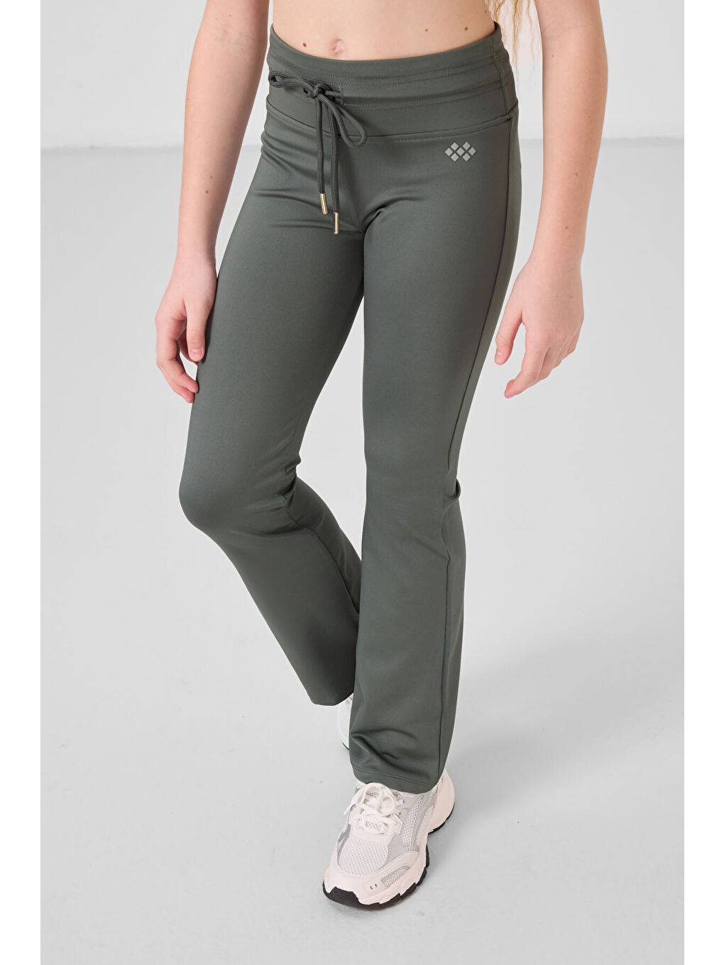 Haki Esnek Standart Fit Basic Performans İspanyol Paça Kız Çocuk Tayt - 75193-1