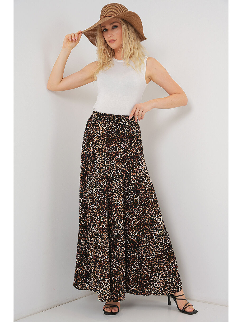 1898 Desenli Uzun Etek - C. Kahverengi-2