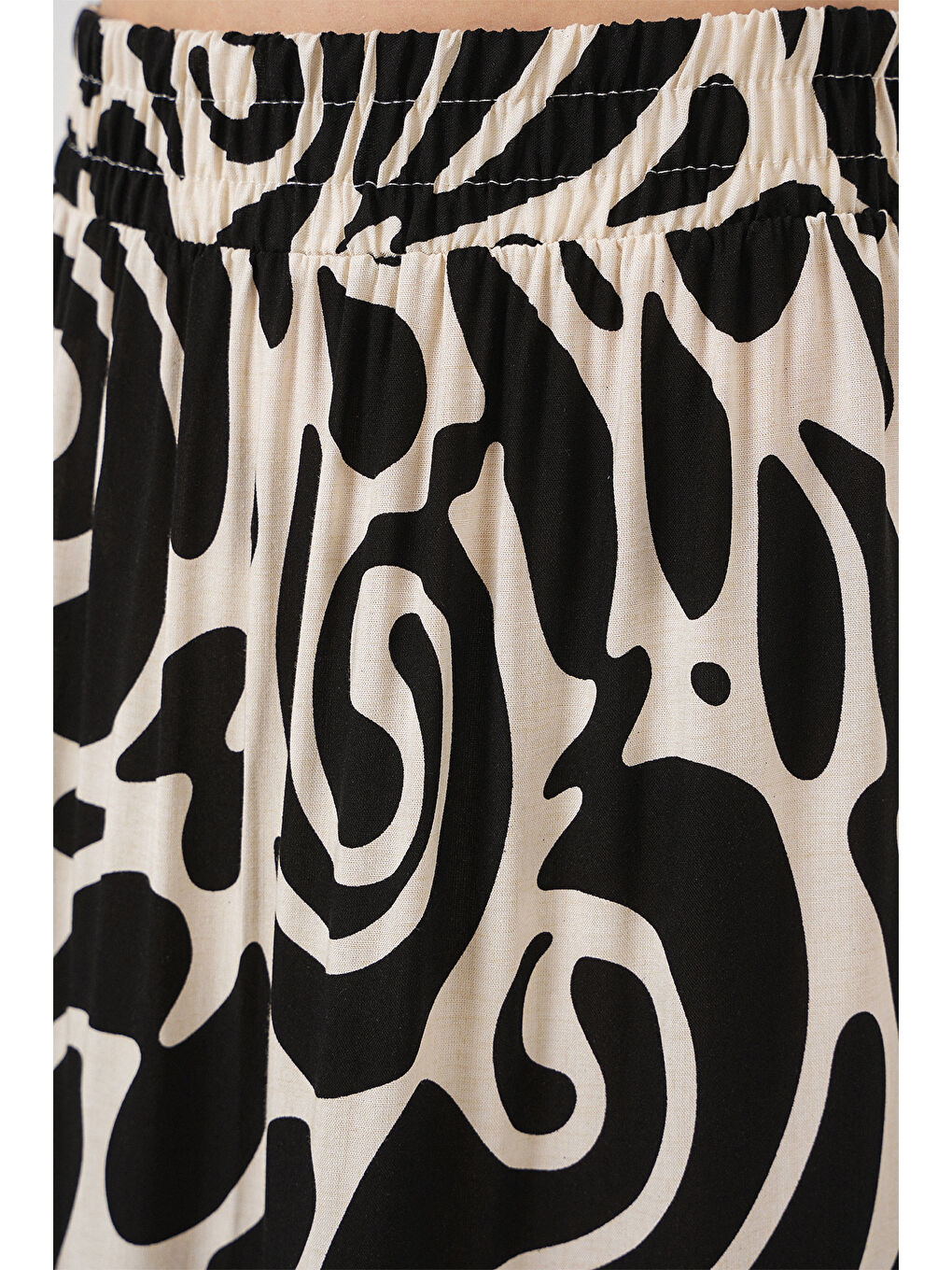 1898 Desenli Uzun Etek - C.Siyah-5