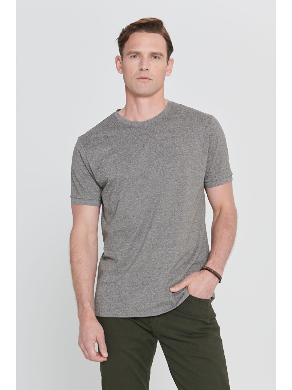 Erkek Haki Melanj Slim Fit Dar Kesim Bisiklet Yaka Pamuklu Kısa Kollu Tişört