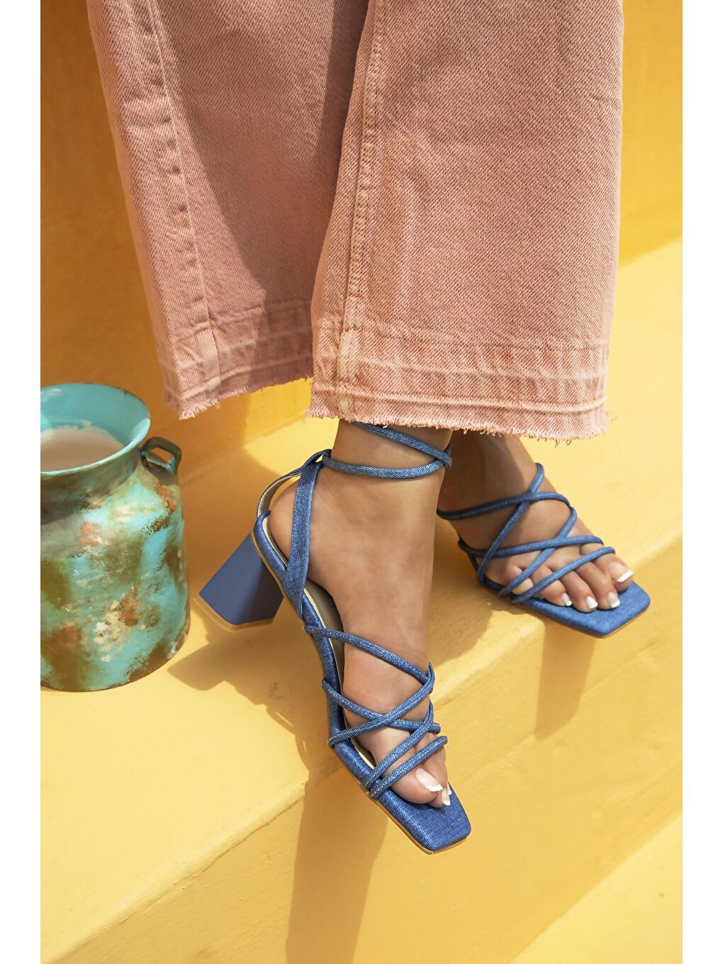 Venice Kadın Topuklu Küt Burun Kumaş Sandalet Jean Mavi-2