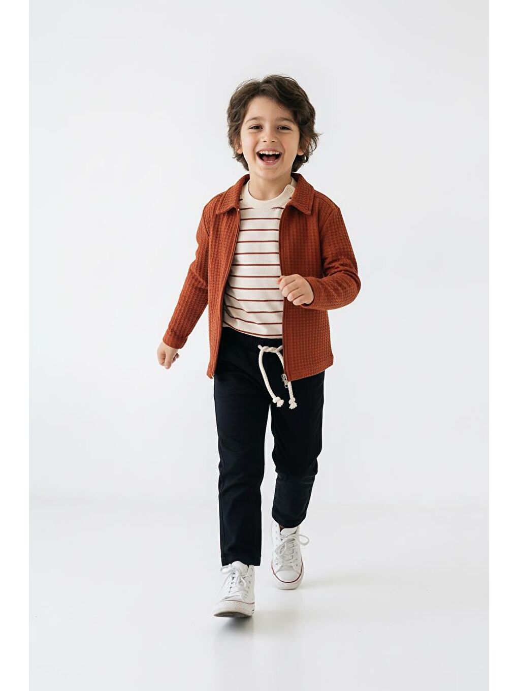 Kahverengi Hırkalı Pantolon Tişört 3lü Takım-2