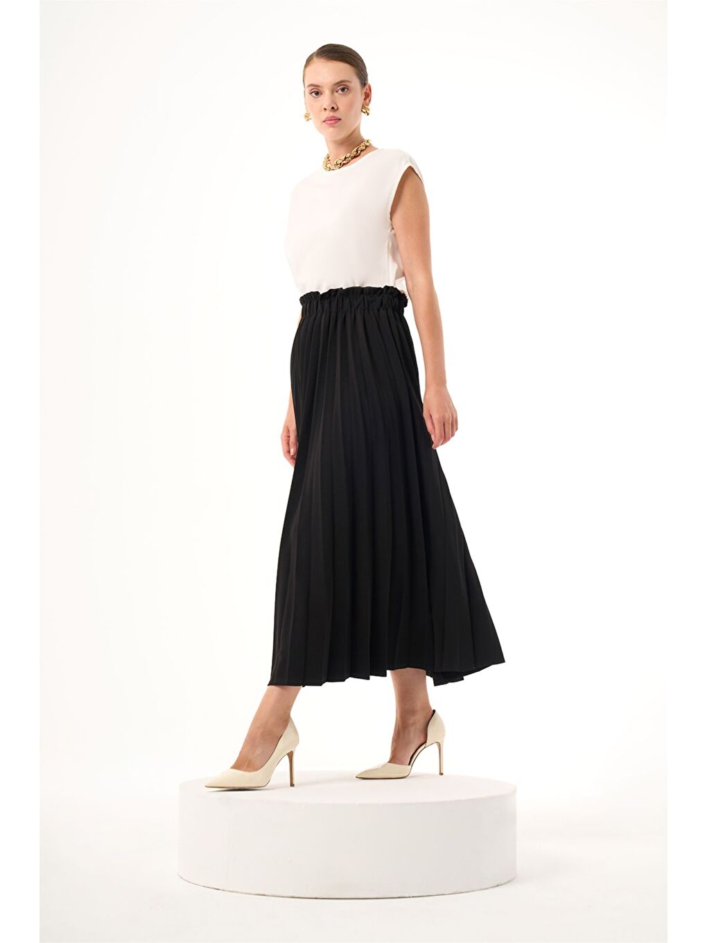 Basic Pliseli Siyah Etek-1