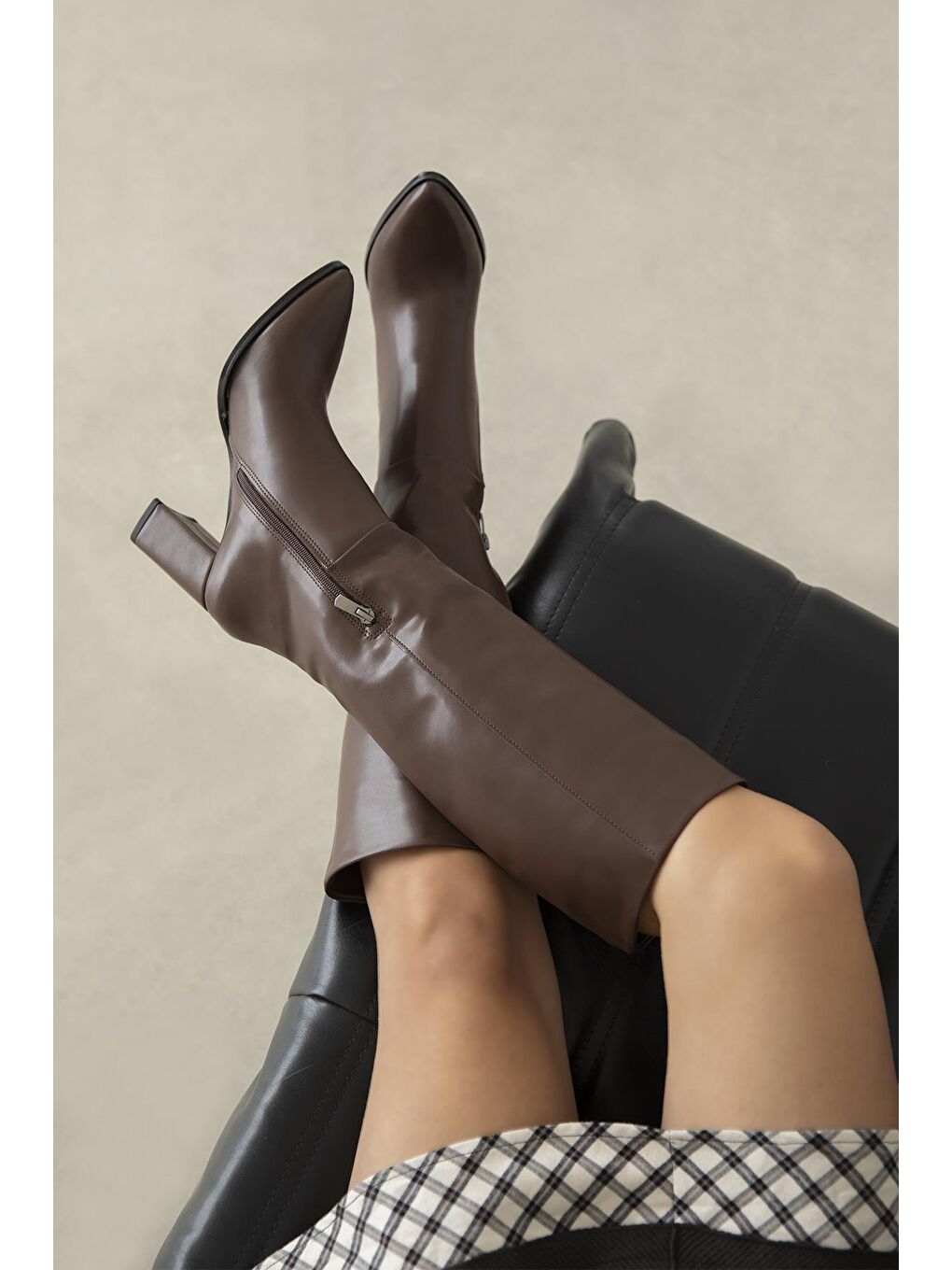 Kahverengi Sawyer  Kadın  Sivri  Burun Deri Çizme Kahve