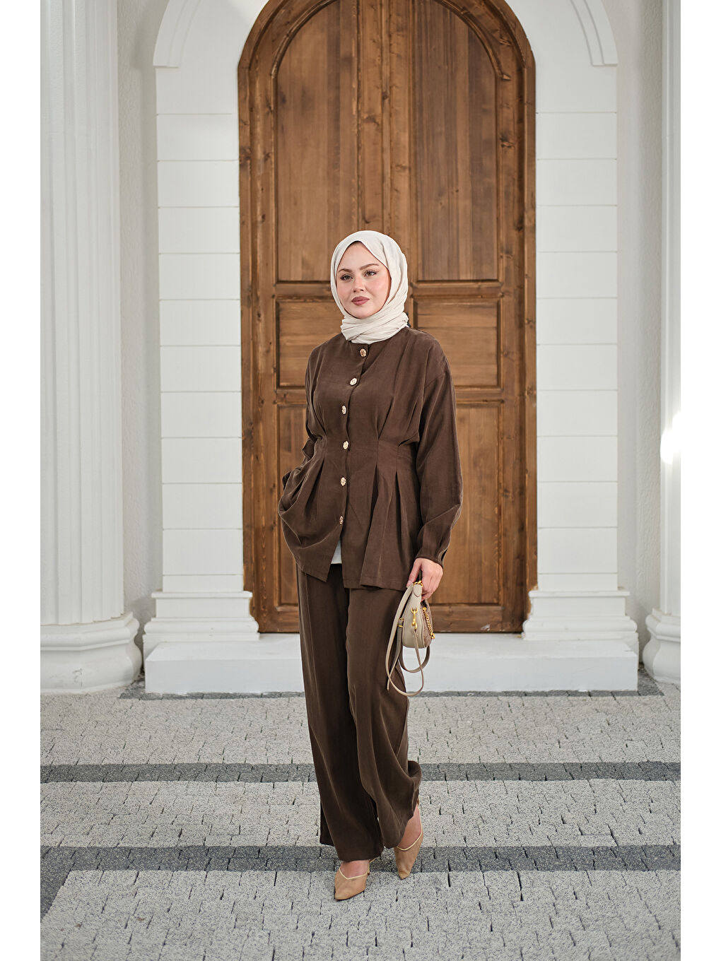 Kadın Gold Düğmeli Pileli Pantolonlu Takım Kahverengi-1