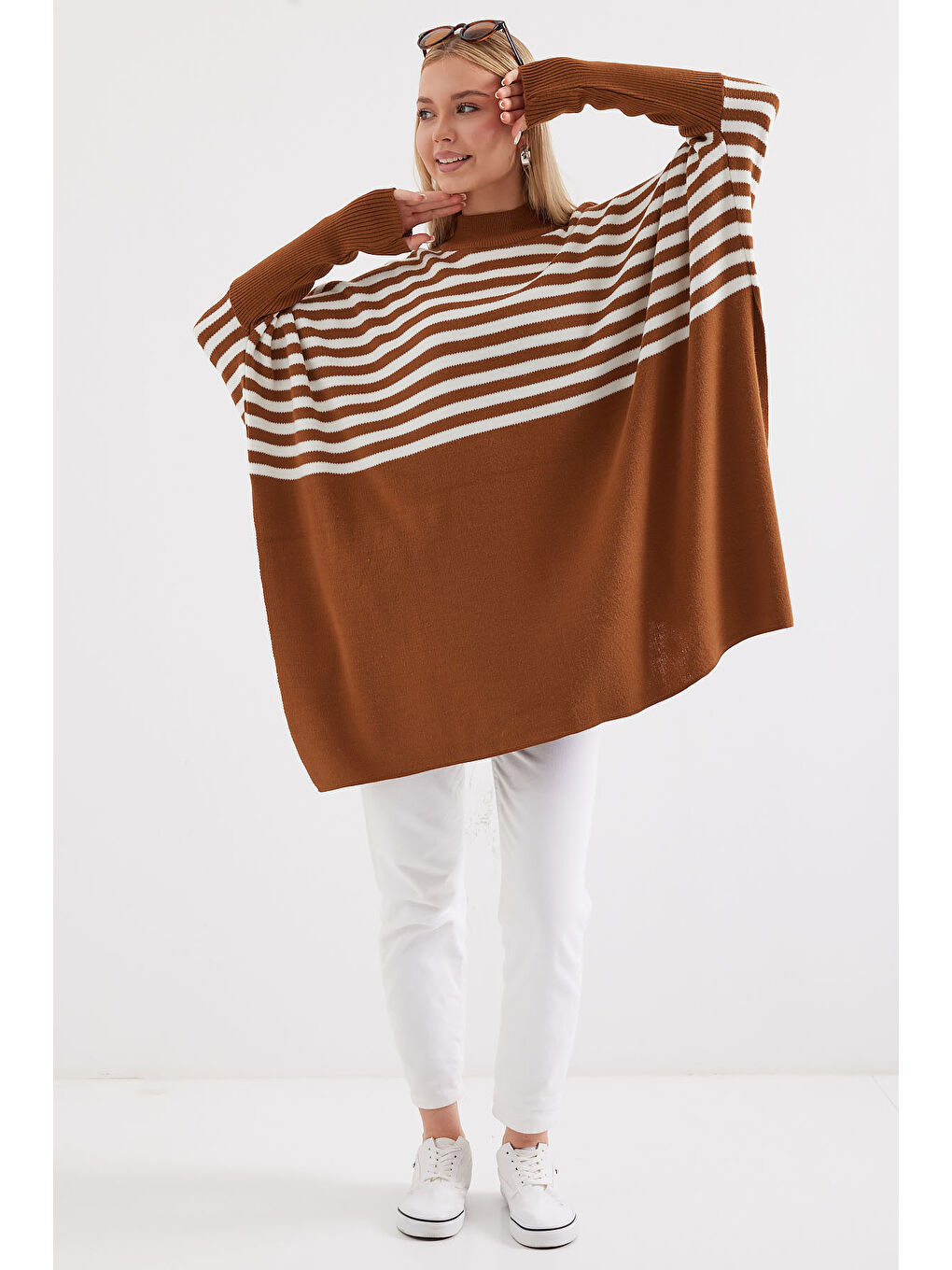 Bej 15783 Yırtmaçlı Panço Kazak - Sütlü Kahve-1