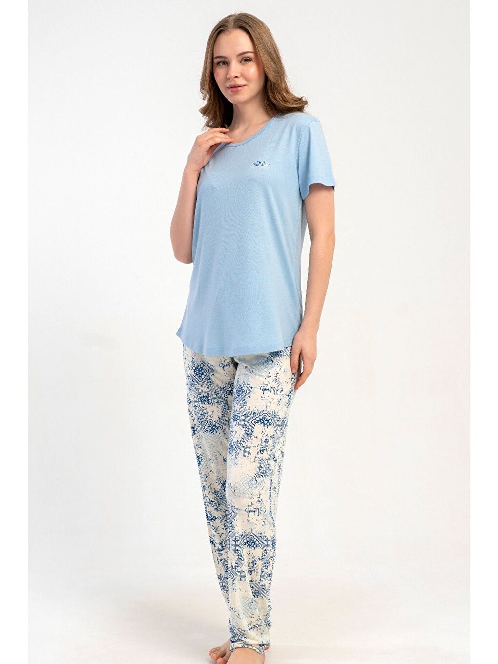 Yuvarlak Yaka Kısa Kollu Pijama Takımı Açık Mavi-512201-1