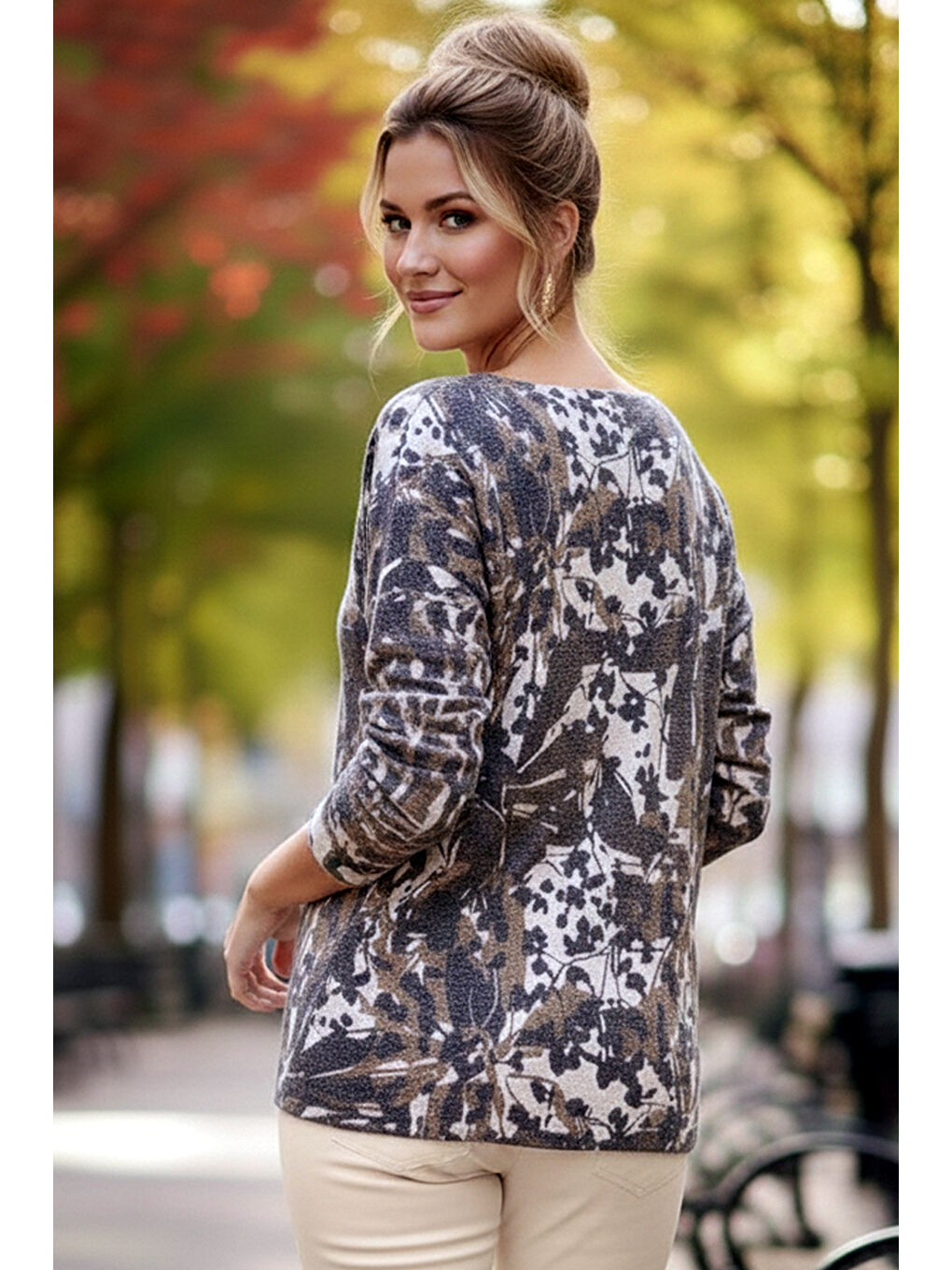 İtalyan Kahverengi V Yaka Uzun Kol Desenli İnce Casual Triko Bluz 68 65-5