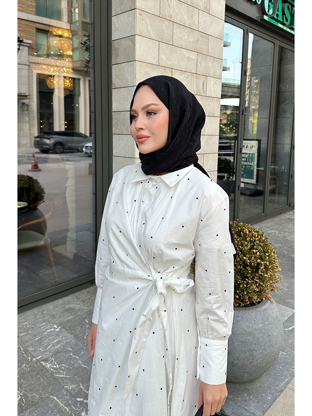 Kadın Puantiyeli Yandan Bağlamalı Elbise Beyaz-4