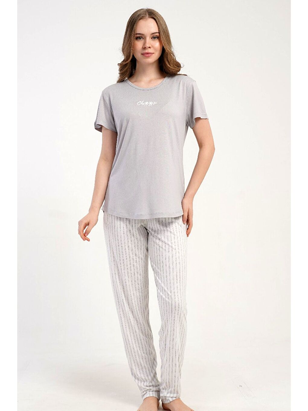 Yuvarlak Yaka Kısa Kollu Pijama Takımı Gri-512221-1