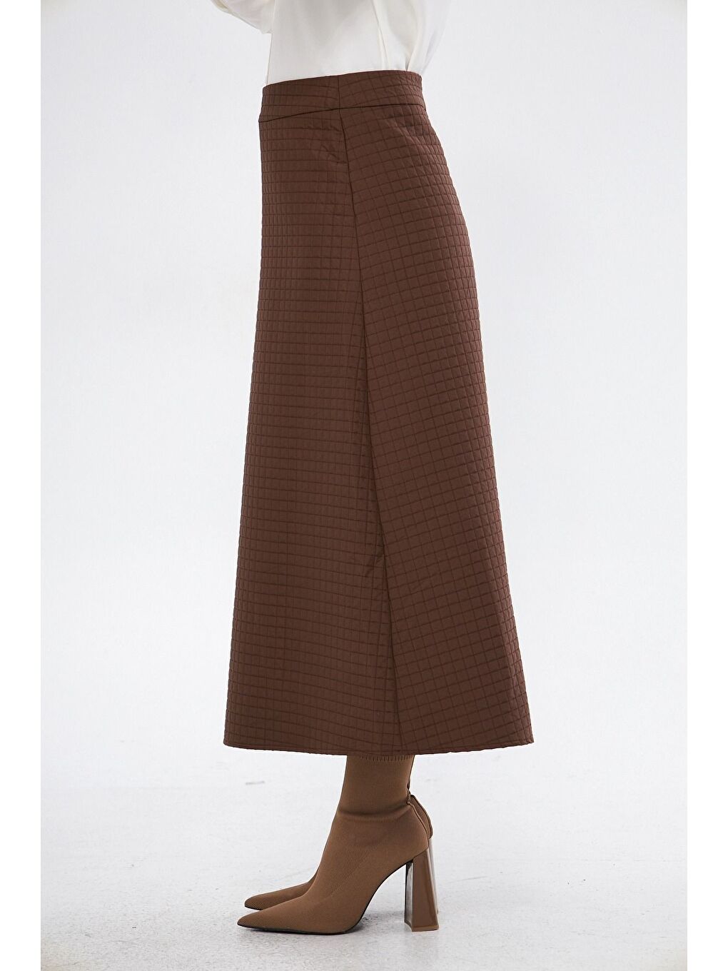 Kahverengi Kapitone Kahve Etek-3