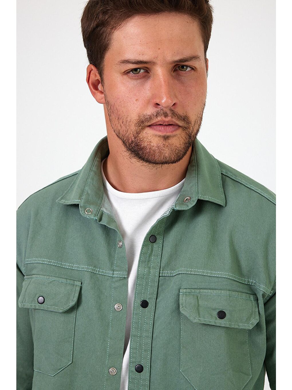 Yeşil Regular Fit Çift Cepli Çıt Çıt Düğme Detaylı  Erkek Jean Gömlek RF0290-2