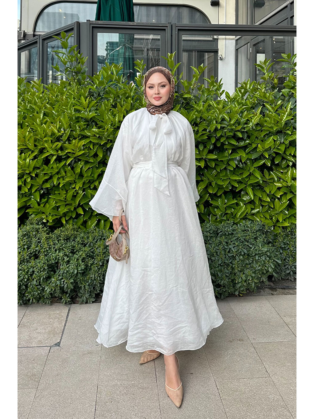 Kadın Tül Kumaş Boyun Bağlamalı Detaylı Bel Bağlamalı Elbise Beyaz