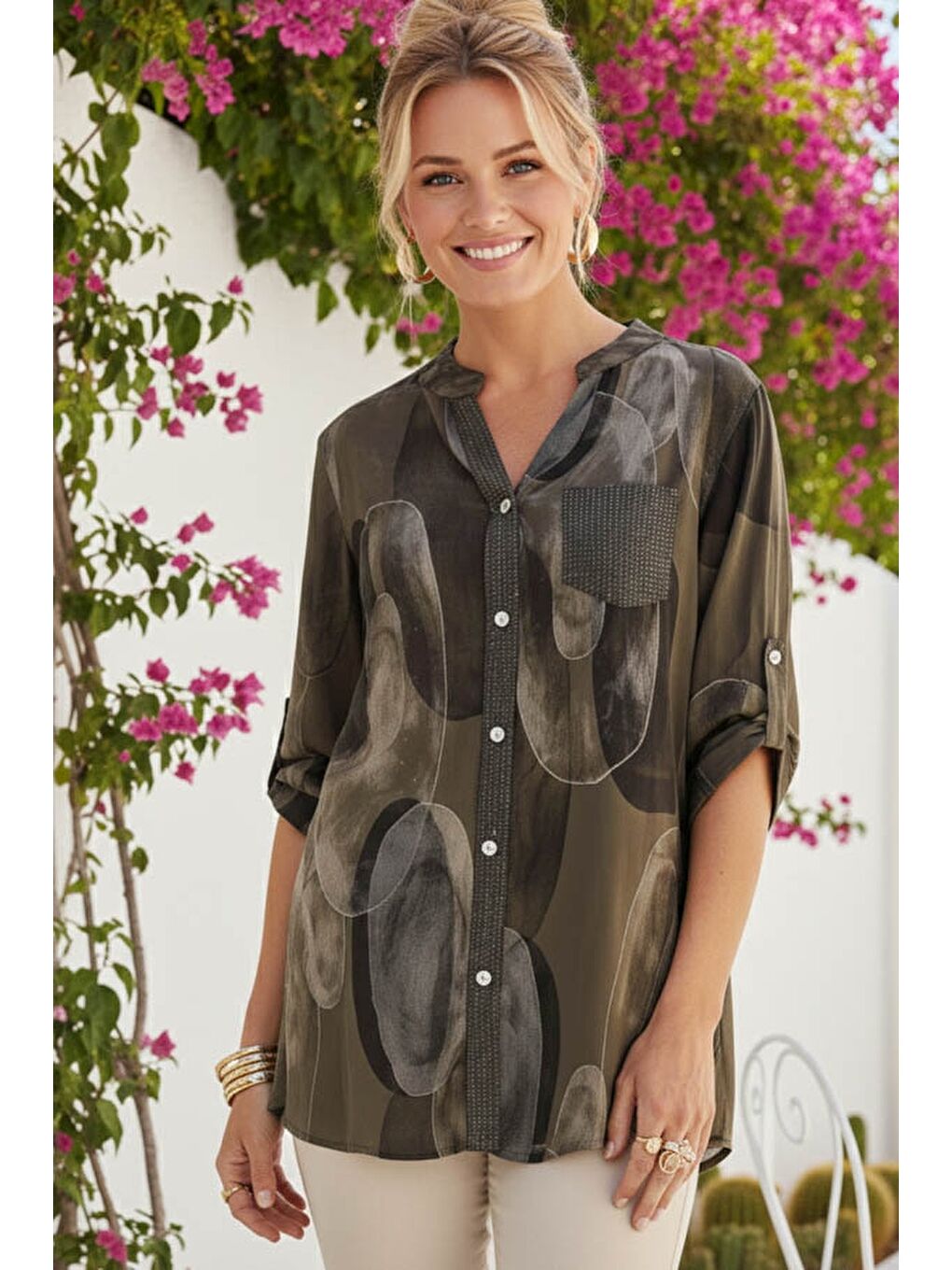 İtalyan Kahverengi Hakim Yaka Düğmeli 3/4 Kol Geometrik Desenli Pullu Cepli Casual Viskon Bluz 75 65-2