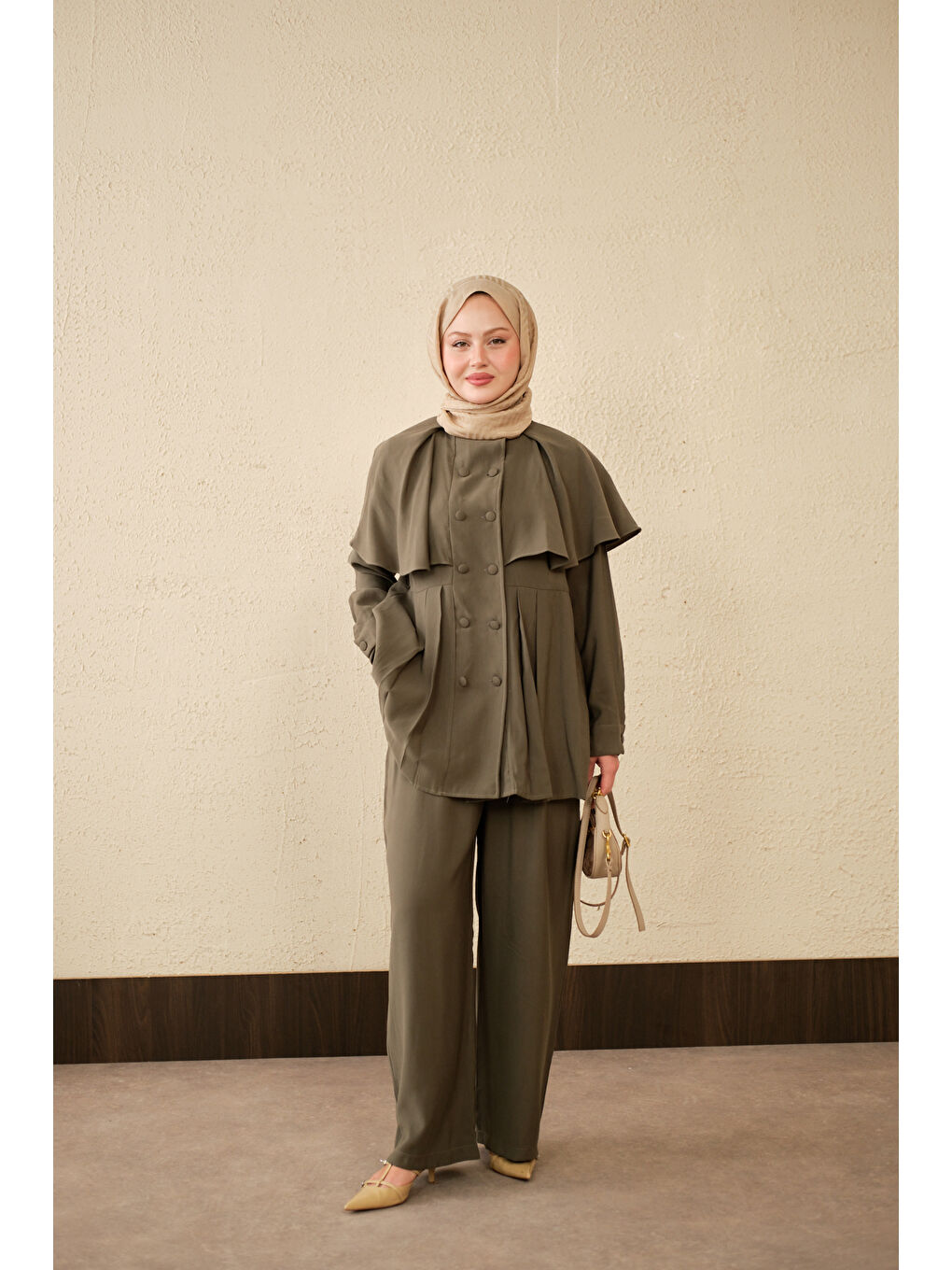 Kadın Yaka Pelerinli Çift Düğme Detay Takım Haki Yeşil-1