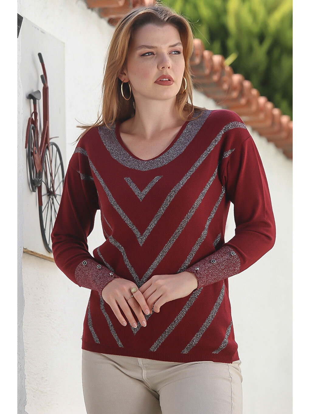 Kahverengi V Yaka Manşetli Kollu Düğmeli Simli Casual Triko Kazak 65 60-6