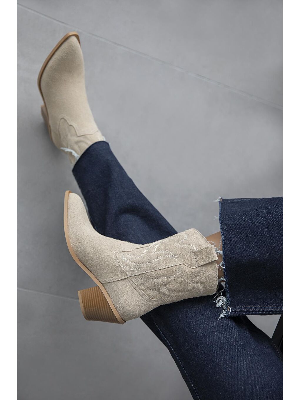 Hadley Kadın Süet Topuklu Bot Bej-1