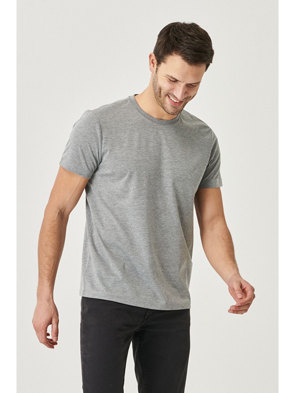 Erkek Gri Melanj-Koyu Gri-Siyah-Siyah Slim Fit 4'lü Tişört Paket-7