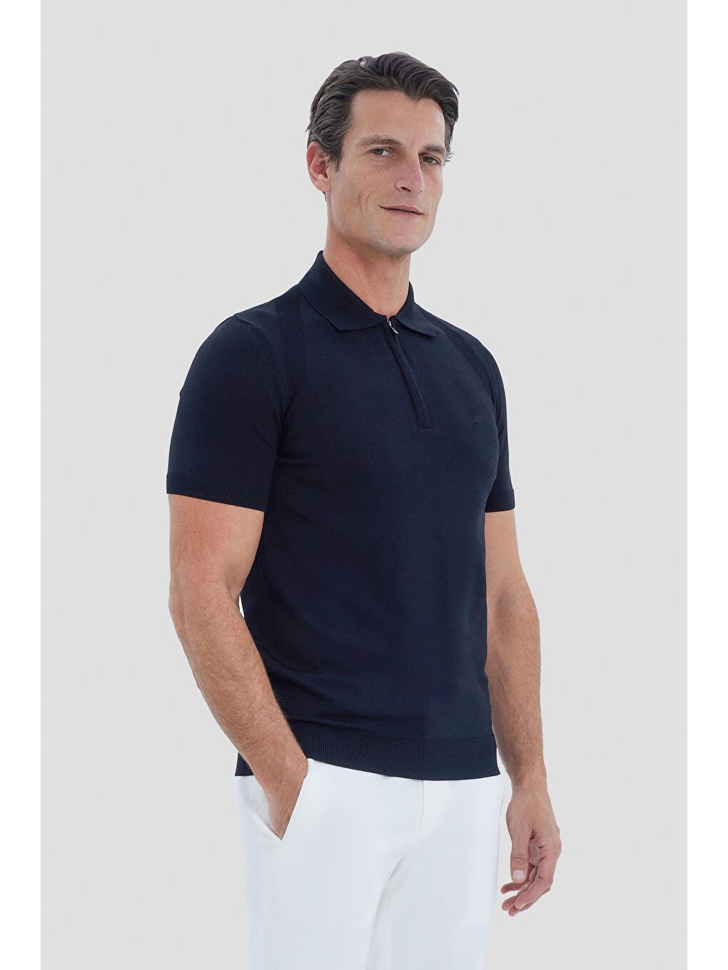 Siyah Regular Fit Dokulu Triko Polo Yaka Tişört-3