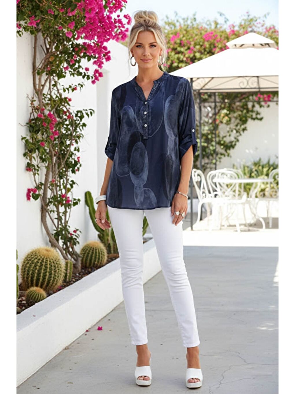 İtalyan Lacivert Hakim Yaka Düğmeli 3/4 Kol Geometrik Desenli Pullu Cepli Casual Viskon Bluz 75 60-5