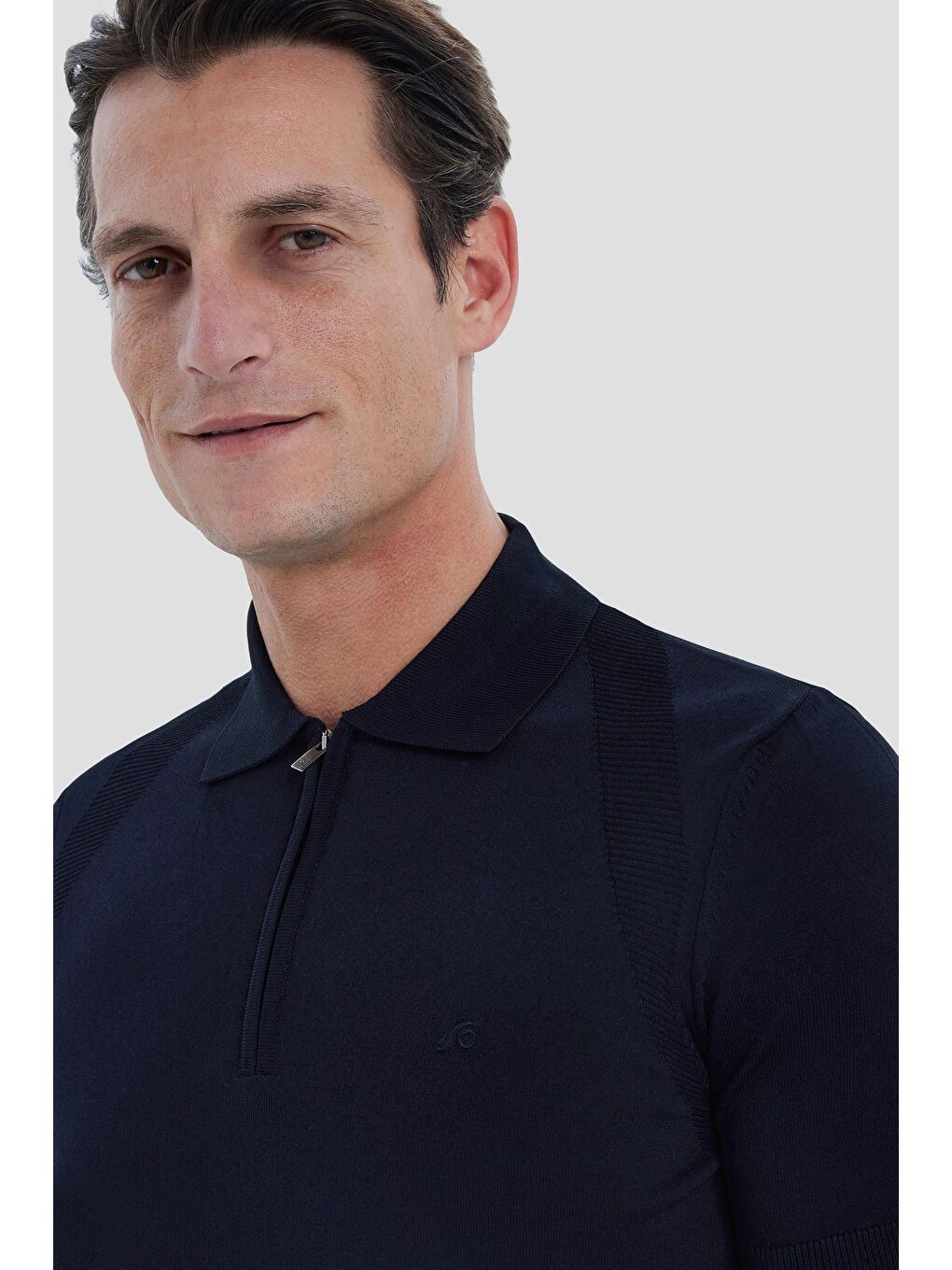 Siyah Regular Fit Dokulu Triko Polo Yaka Tişört-4